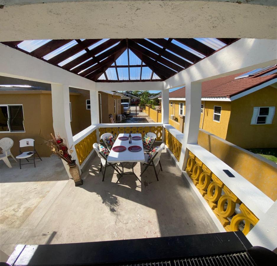 Paradise Villa Sleep 6 Private Pool Ocho Rios Zewnętrze zdjęcie