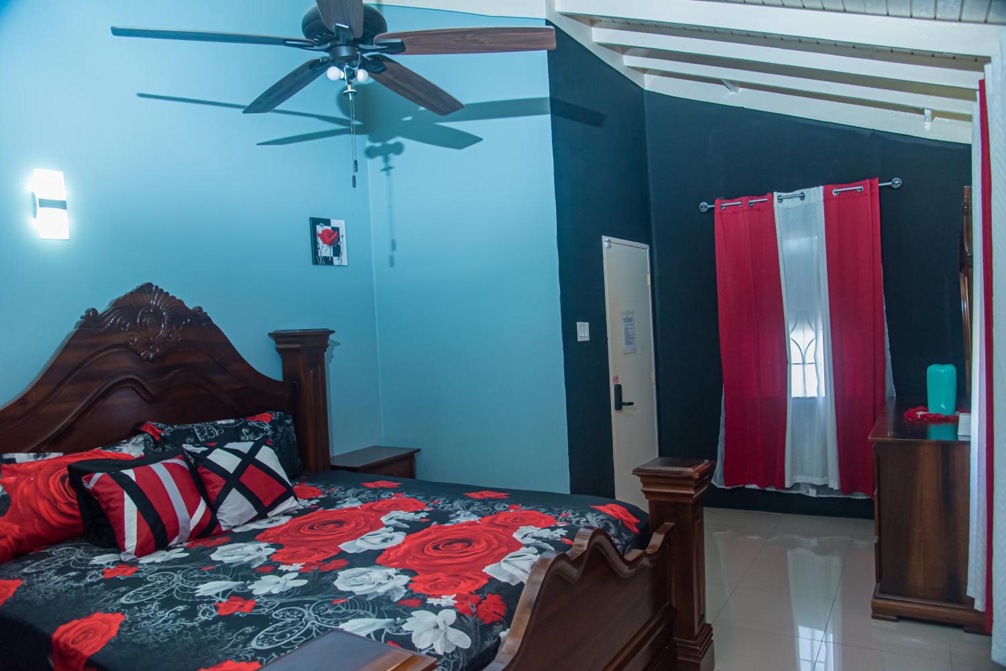 Paradise Villa Sleep 6 Private Pool Ocho Rios Zewnętrze zdjęcie