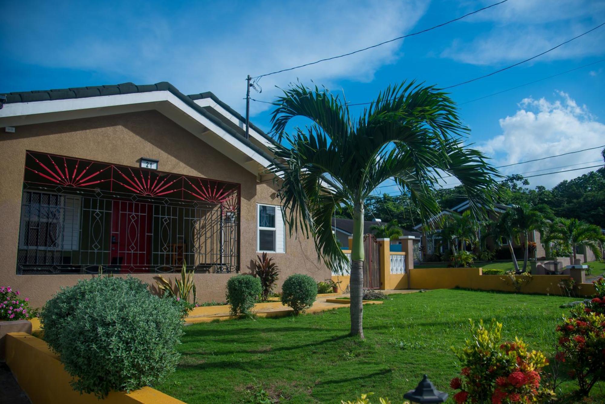 Paradise Villa Sleep 6 Private Pool Ocho Rios Zewnętrze zdjęcie